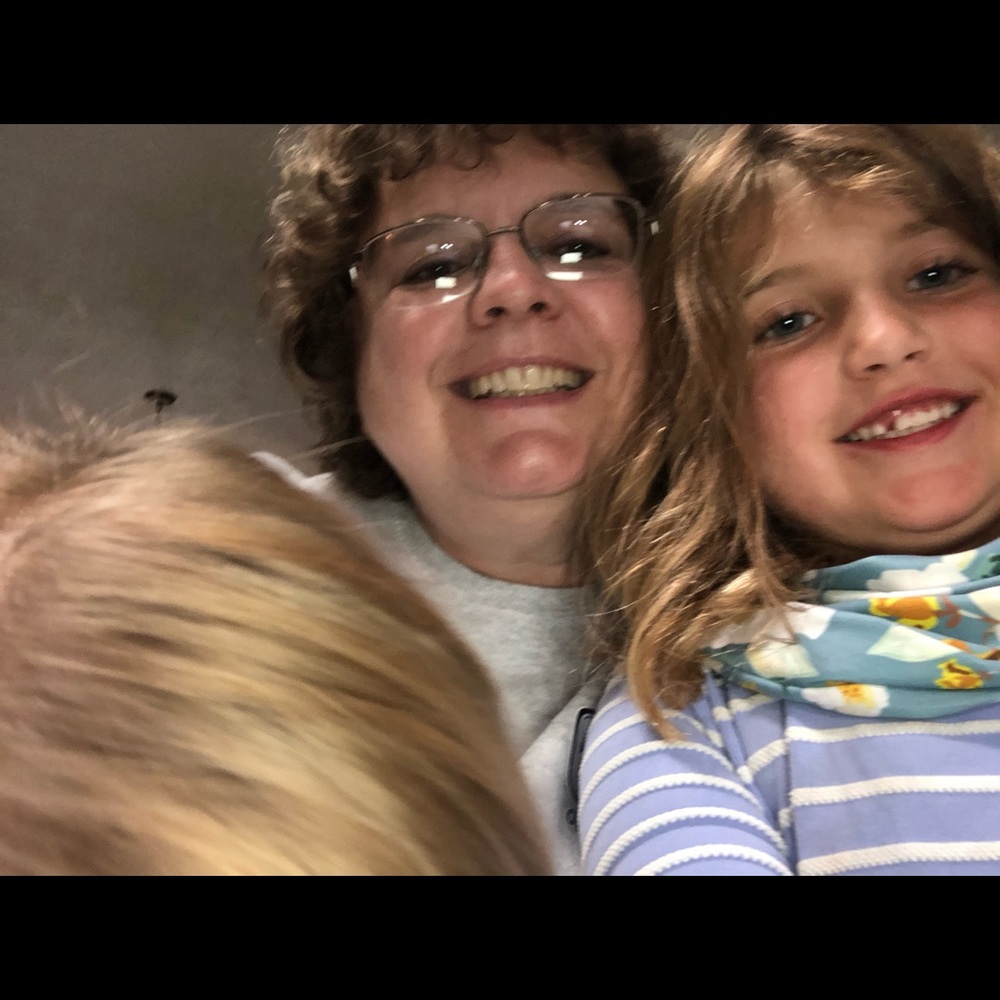 Meet your Posher, Julie